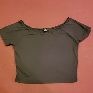 Black crop top